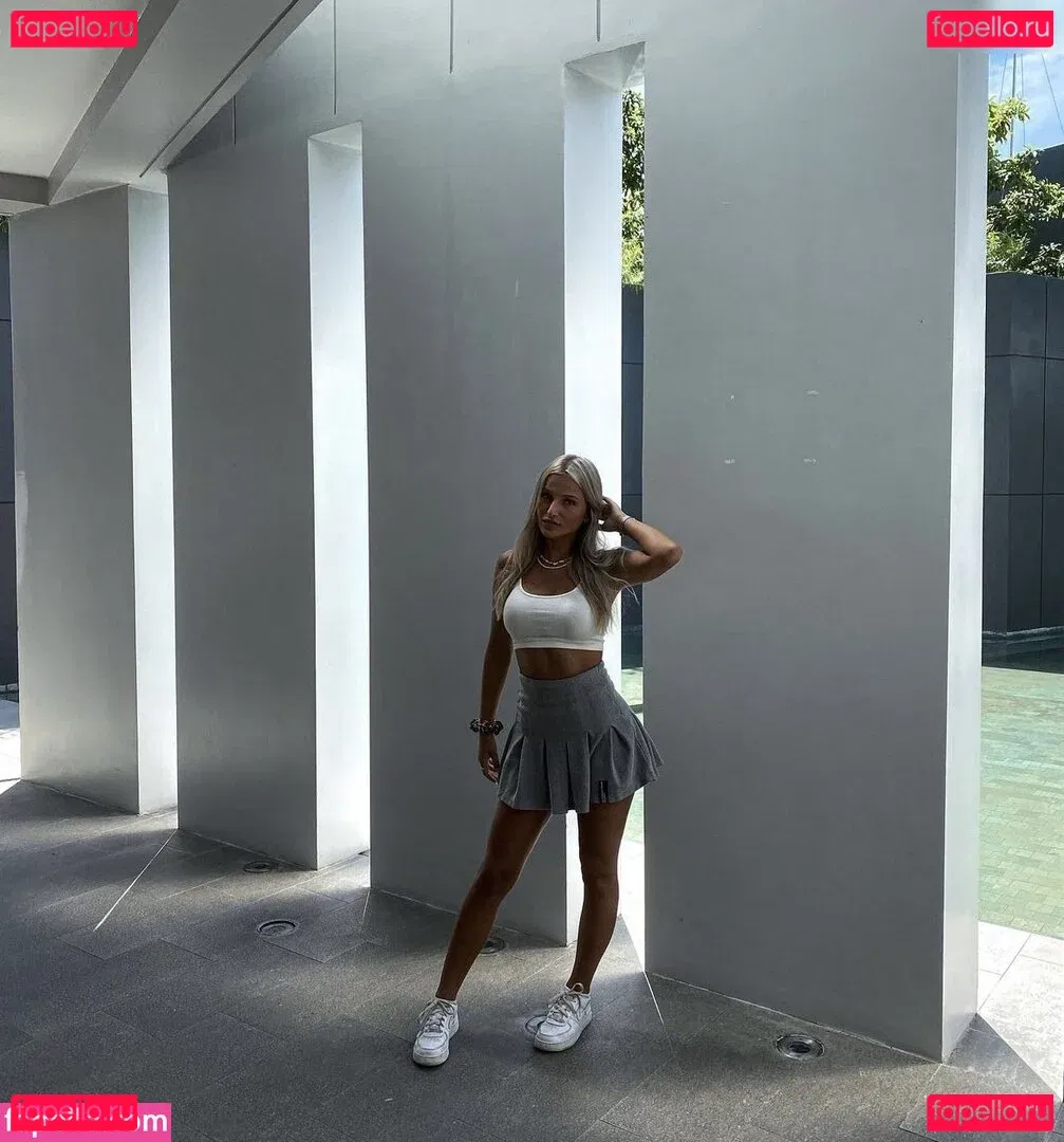 AshleyAngel Onlyfans Photo Gallery 