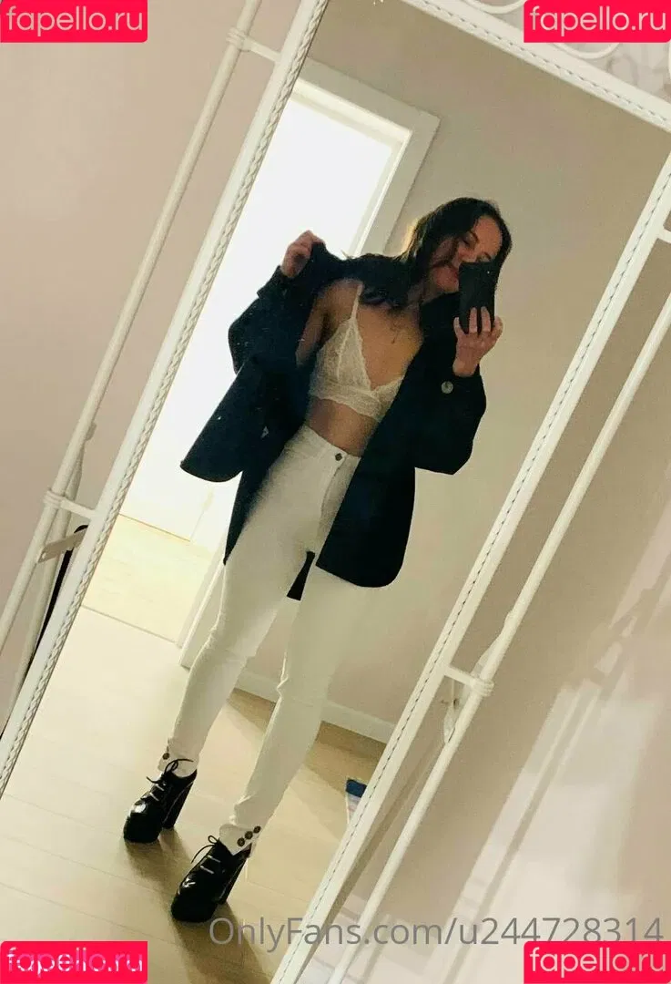 angelamom Onlyfans Photo Gallery 