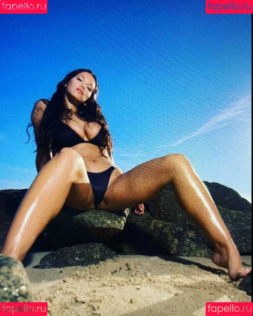 OfficialZoeyS Onlyfans Photo Gallery 