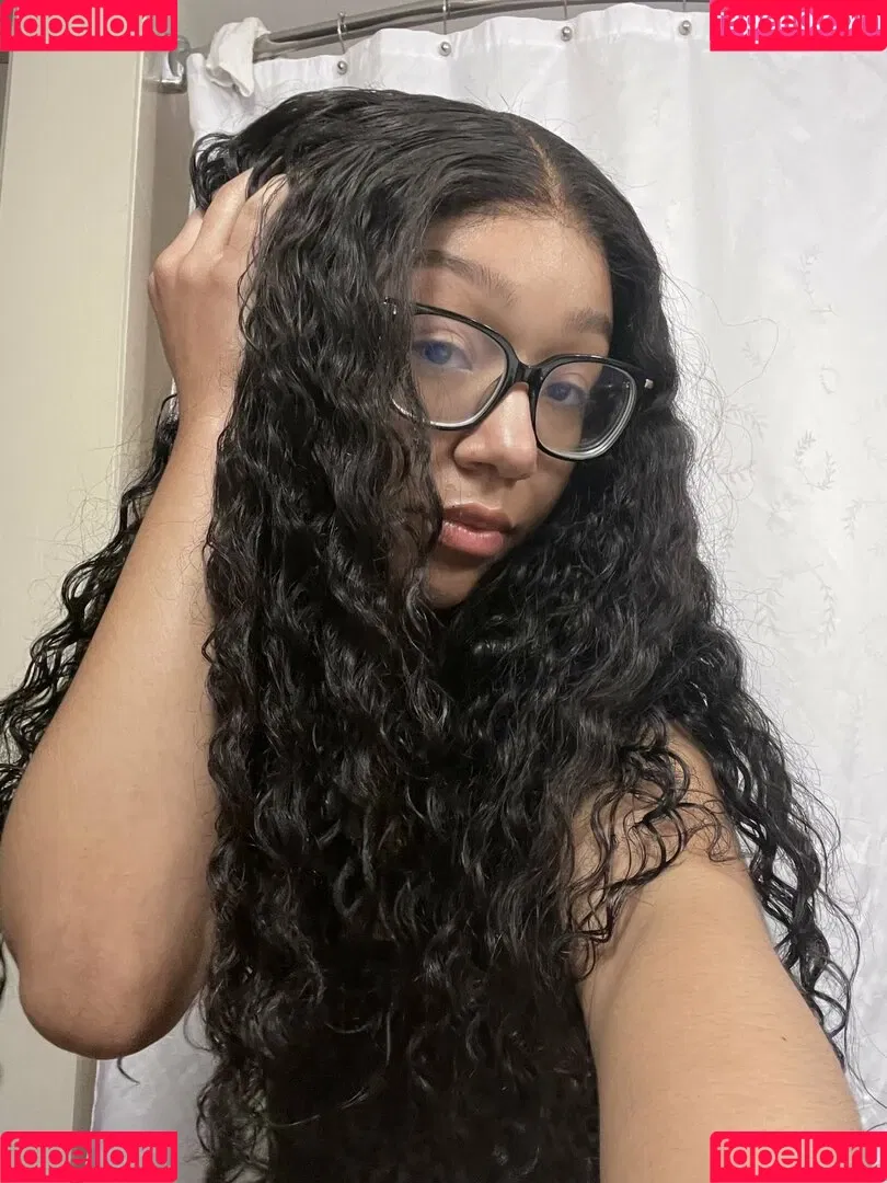 Caileneasely Onlyfans Photo Gallery 