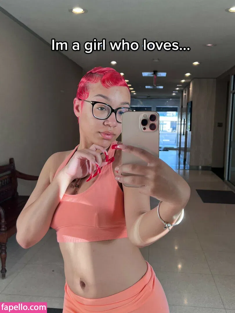 Caileneasely Onlyfans Photo Gallery 