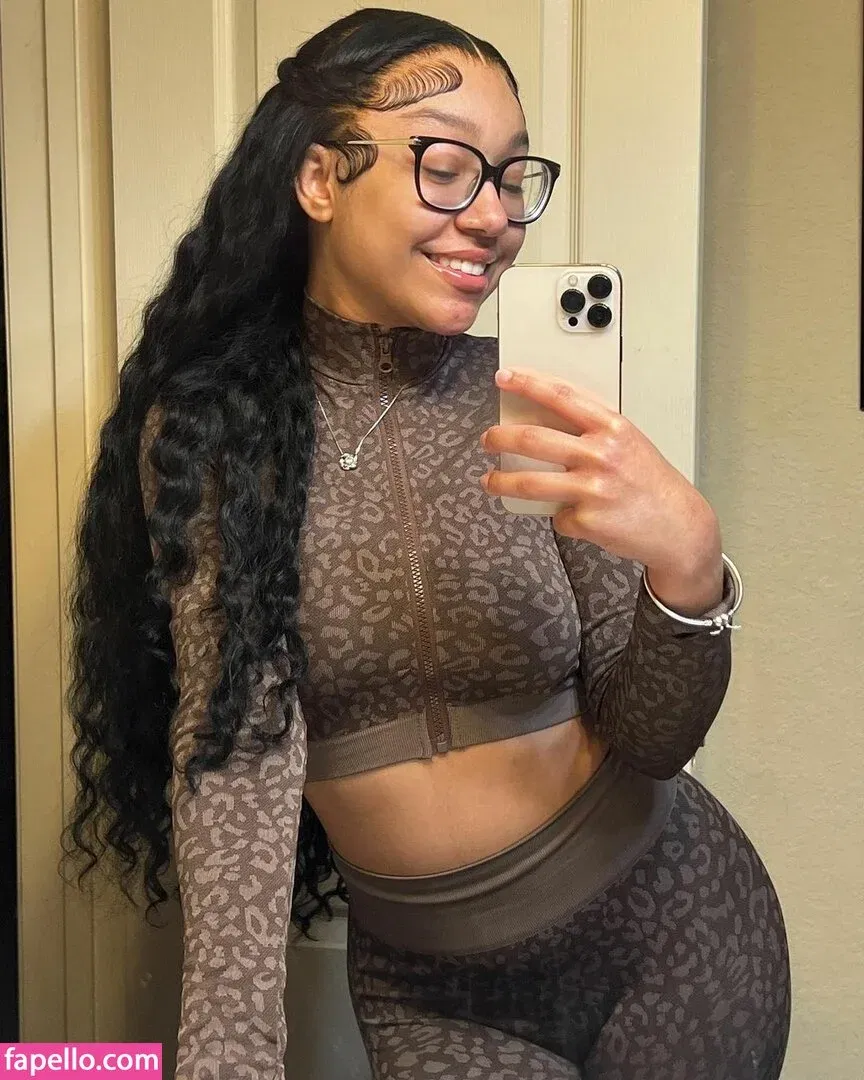 Caileneasely Onlyfans Photo Gallery 