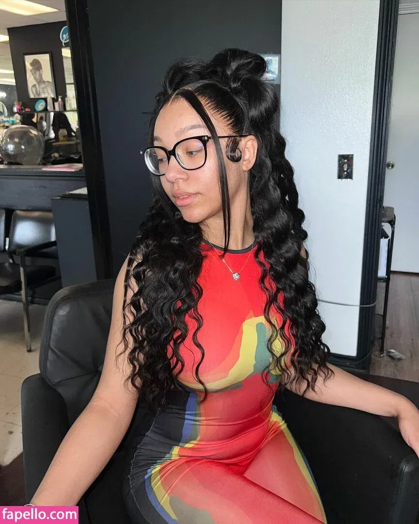 Caileneasely Onlyfans Photo Gallery 