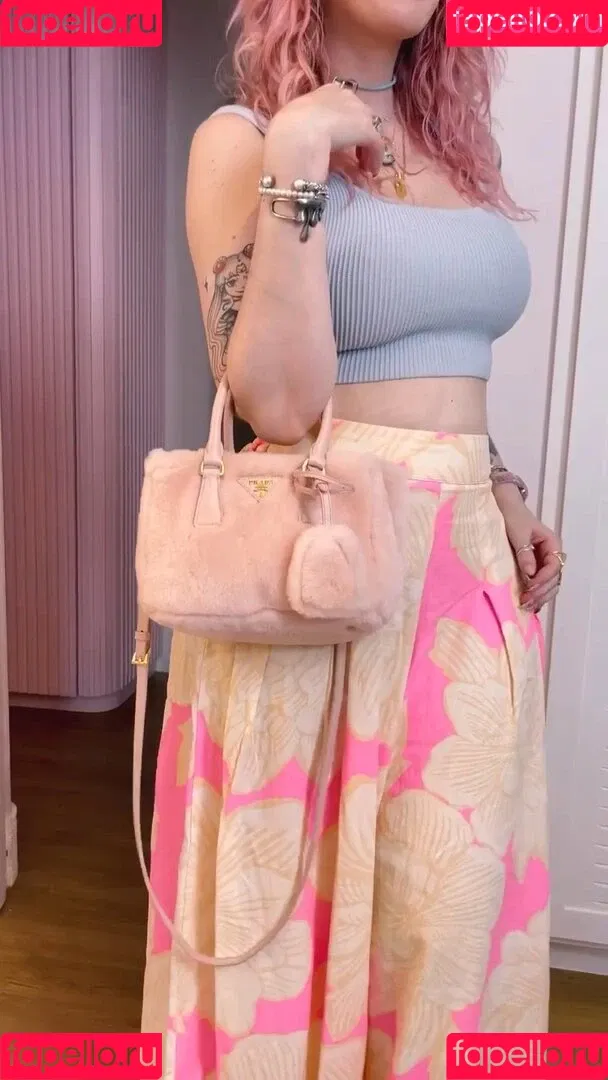 Karen Bachini Onlyfans Photo Gallery 