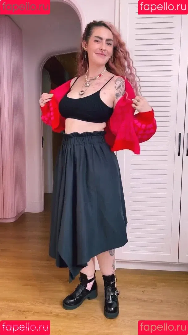 Karen Bachini Onlyfans Photo Gallery 