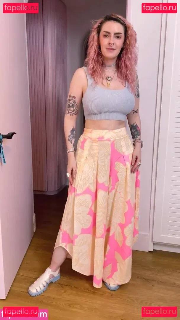 Karen Bachini Onlyfans Photo Gallery 