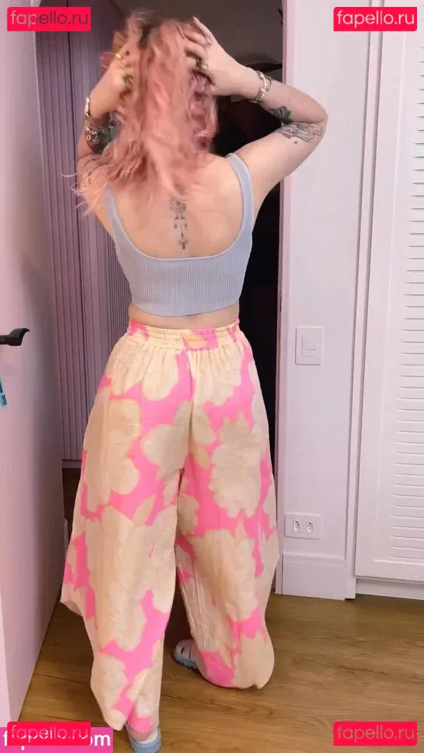 Karen Bachini Onlyfans Photo Gallery 