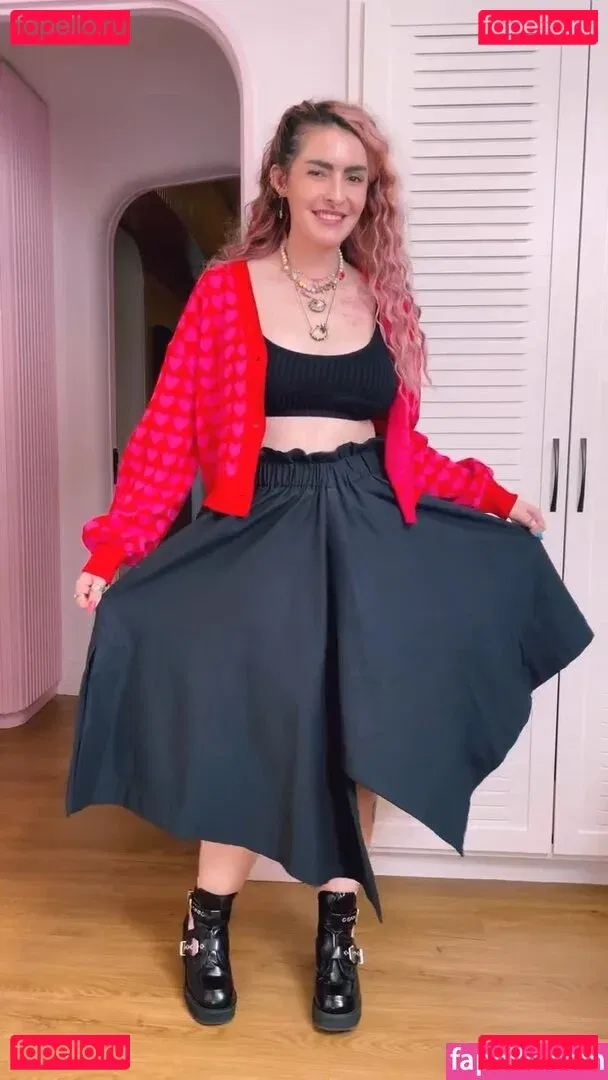 Karen Bachini Onlyfans Photo Gallery 