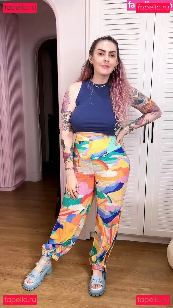 Karen Bachini Onlyfans Photo Gallery 