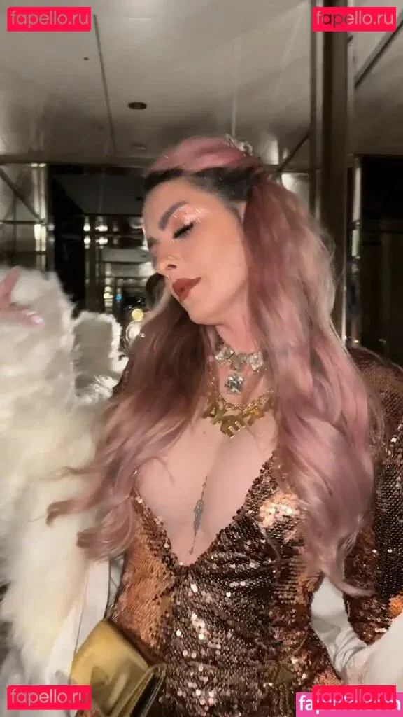 Karen Bachini Onlyfans Photo Gallery 