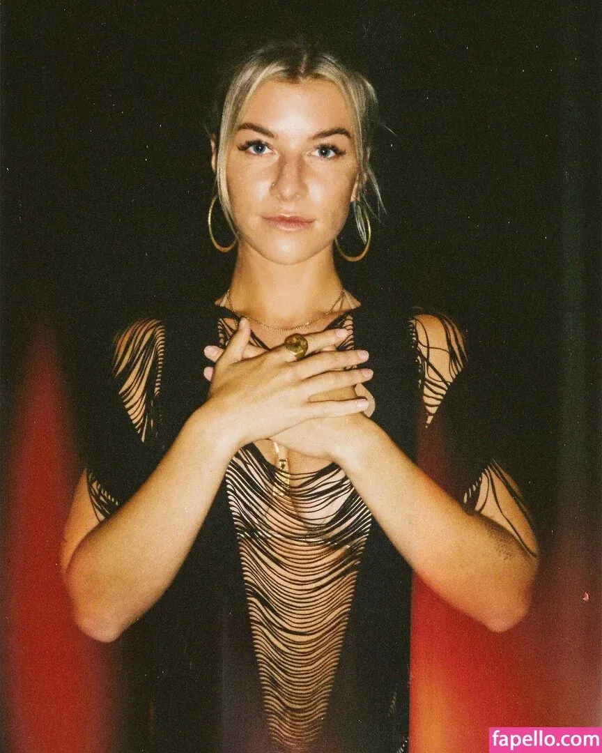 rachelbell Onlyfans Photo Gallery 