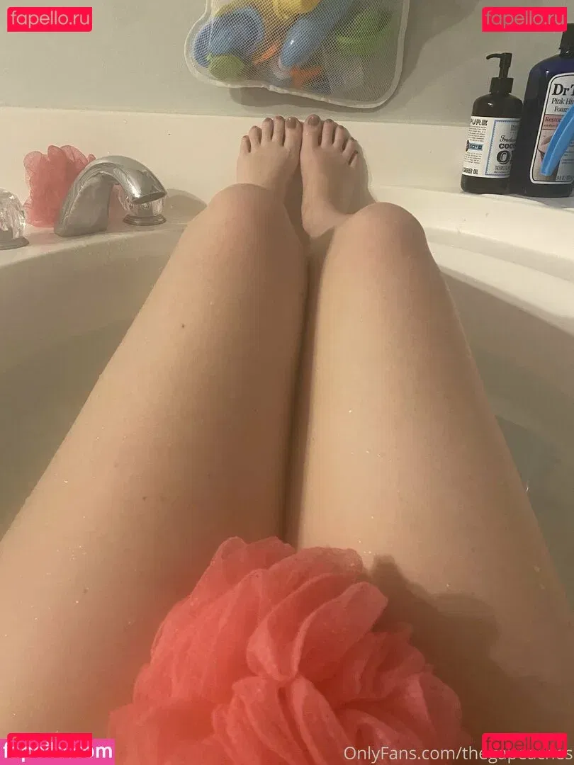 hotwife_peachesfree Onlyfans Photo Gallery 