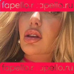 Megan Barton-Hanson Onlyfans Photo Gallery 