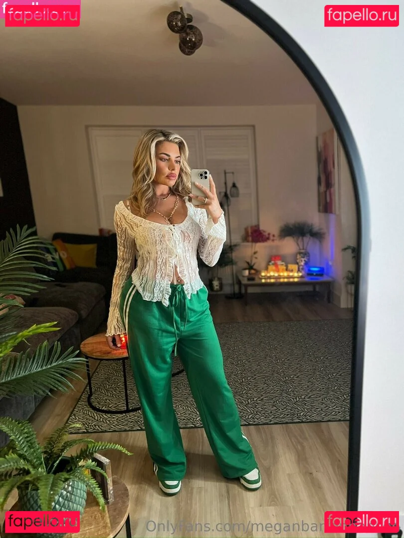 Megan Barton-Hanson Onlyfans Photo Gallery 