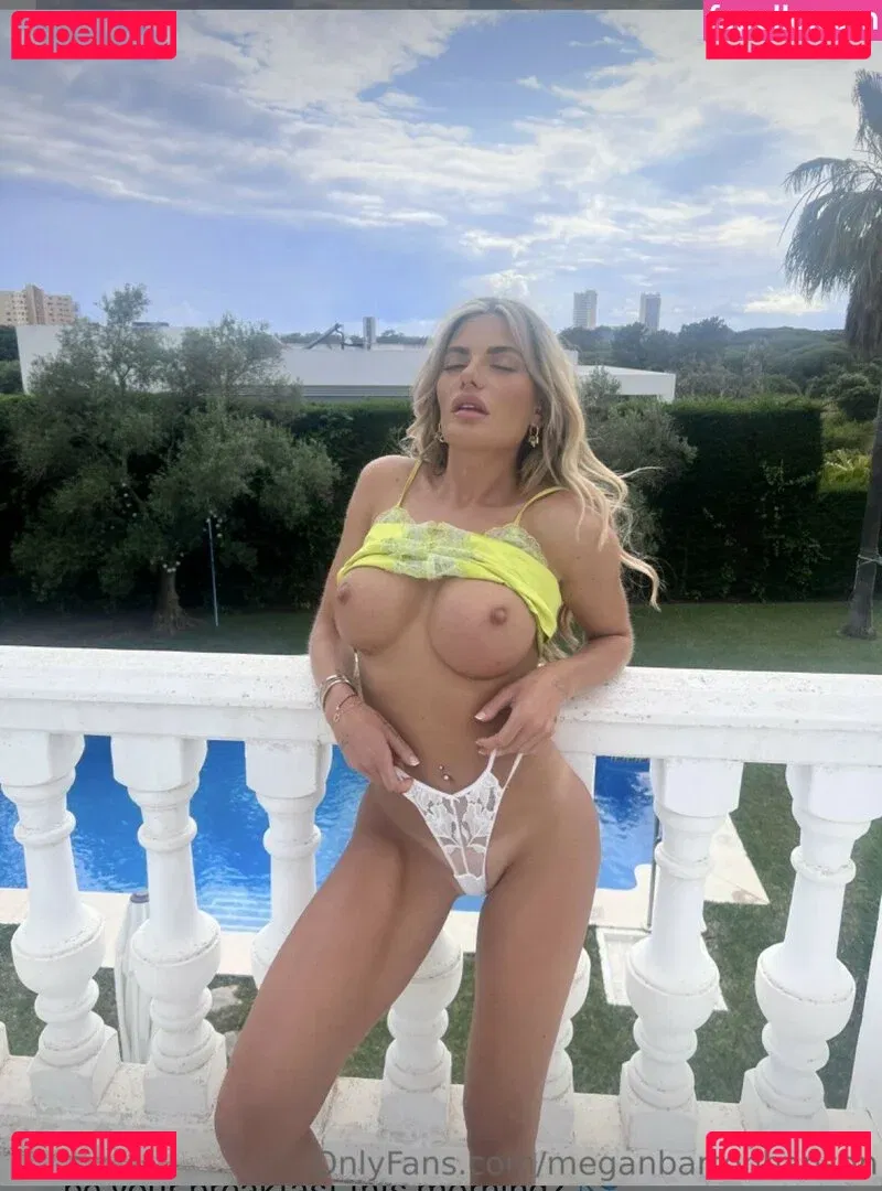 Megan Barton-Hanson Onlyfans Photo Gallery 