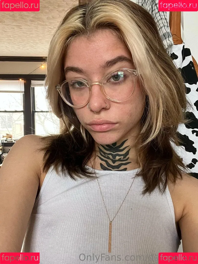 data-night Onlyfans Photo Gallery 