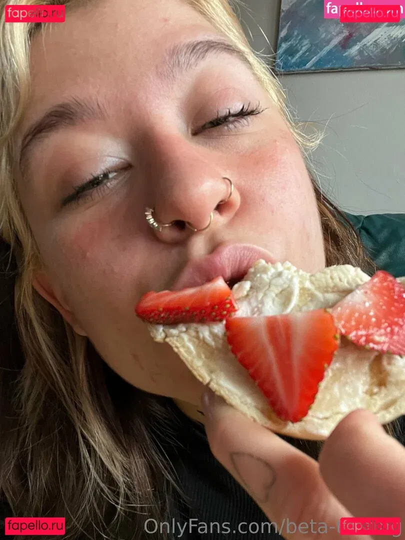 data-night Onlyfans Photo Gallery 