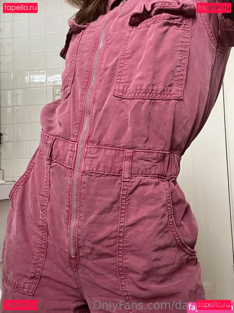 data-night Onlyfans Photo Gallery 