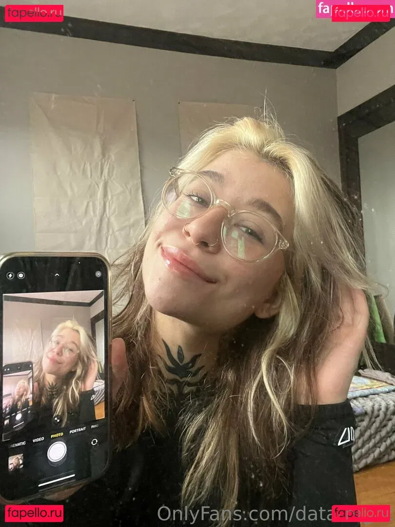 data-night Onlyfans Photo Gallery 