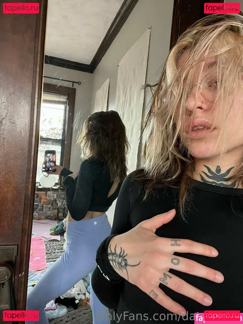 data-night Onlyfans Photo Gallery 