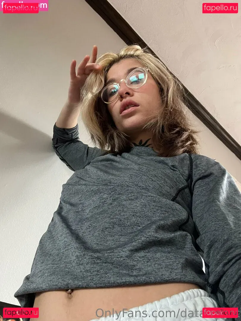 data-night Onlyfans Photo Gallery 