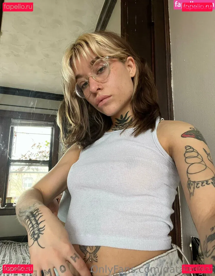 data-night Onlyfans Photo Gallery 