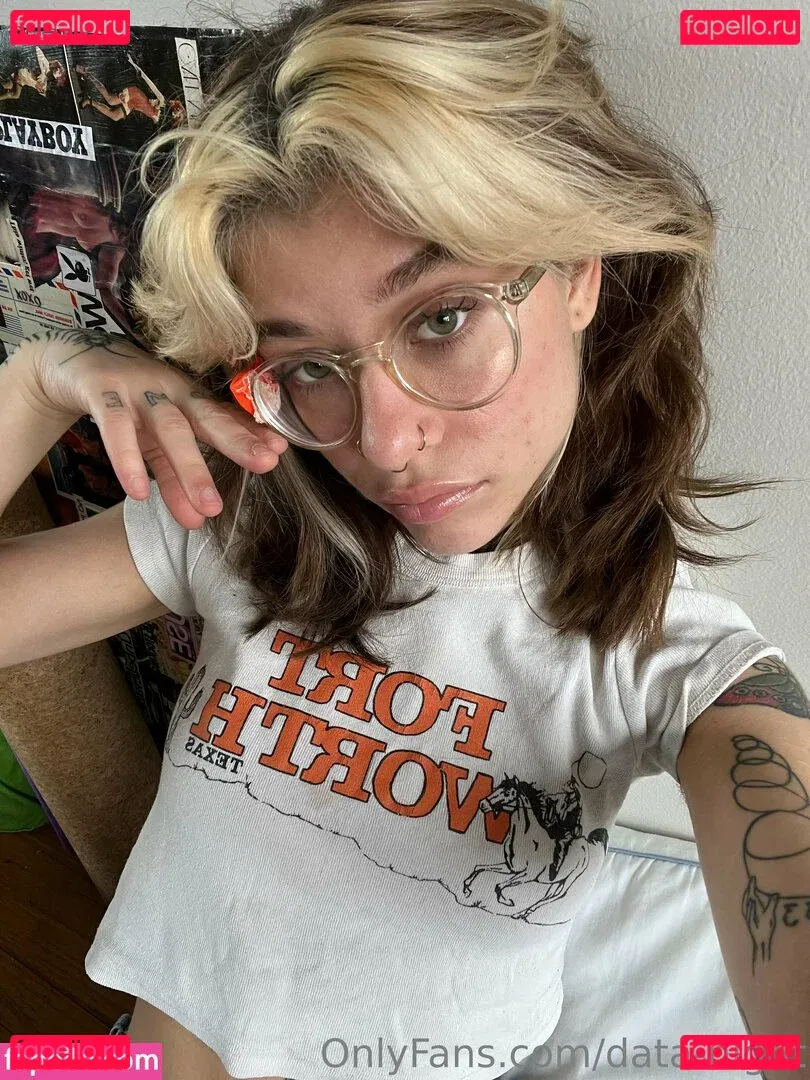 data-night Onlyfans Photo Gallery 