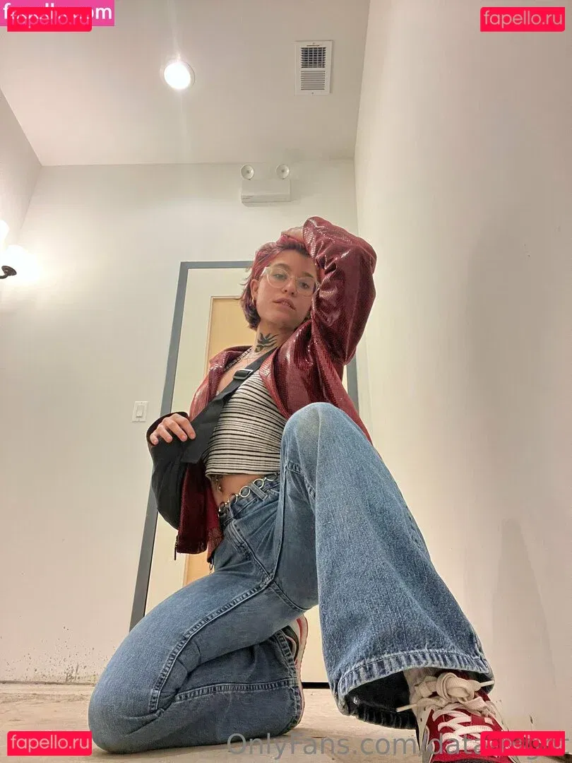 data-night Onlyfans Photo Gallery 