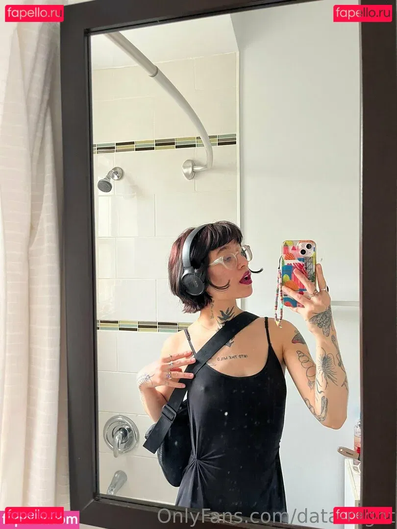 data-night Onlyfans Photo Gallery 