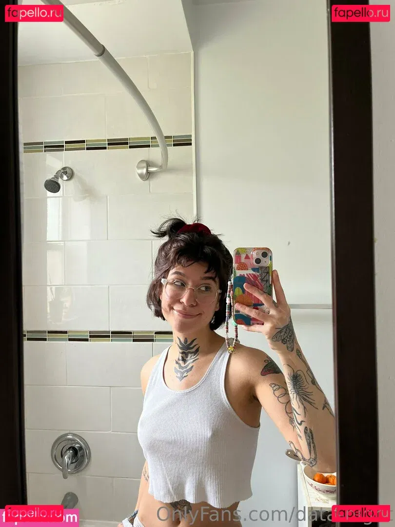 data-night Onlyfans Photo Gallery 