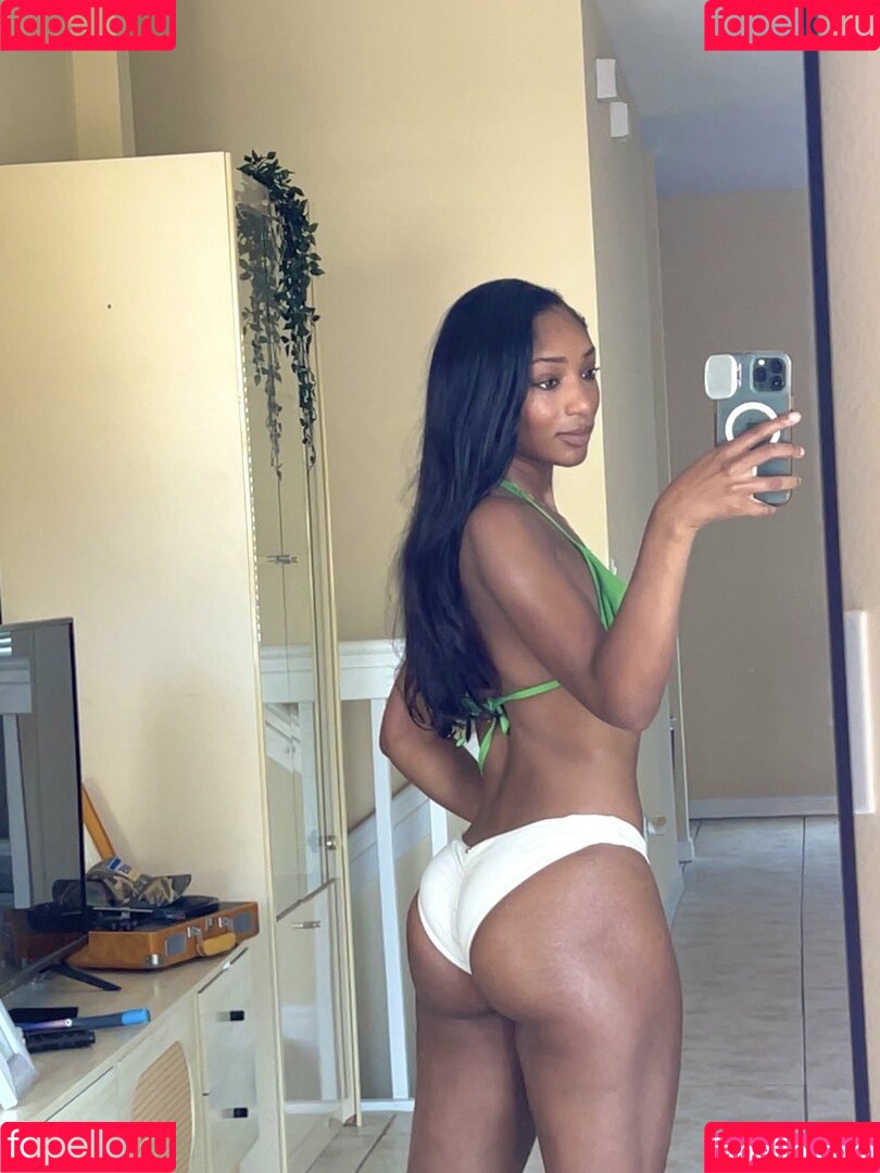 warriyah Onlyfans Photo Gallery 