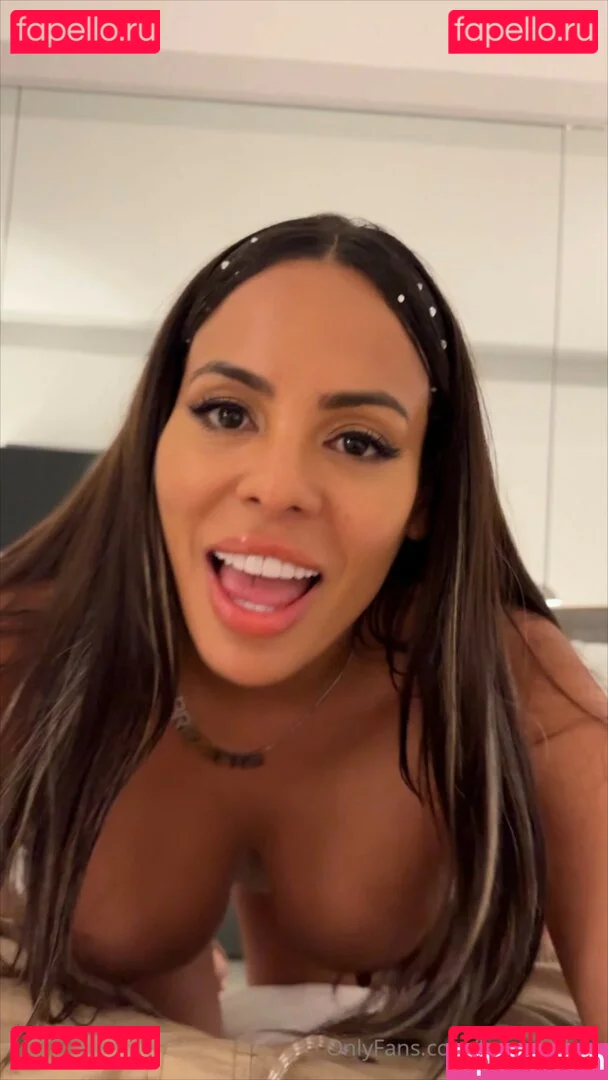 Luna Star Onlyfans Photo Gallery 