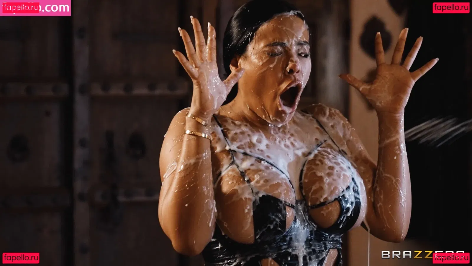 Luna Star Onlyfans Photo Gallery 