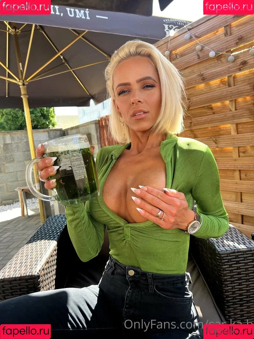 sar.ka.b Onlyfans Photo Gallery 