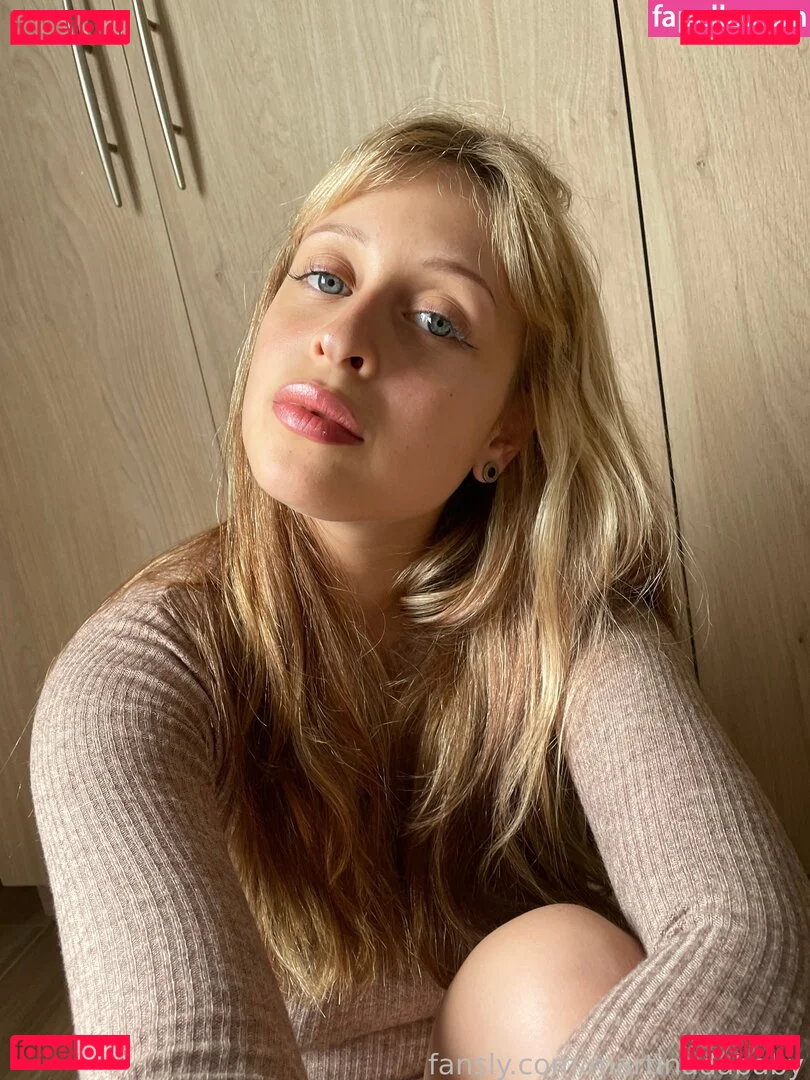 martinadababy Onlyfans Photo Gallery 