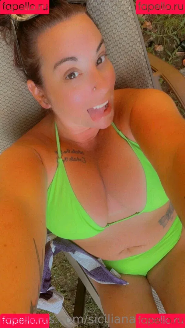 SicilianQueen1982 Onlyfans Photo Gallery 