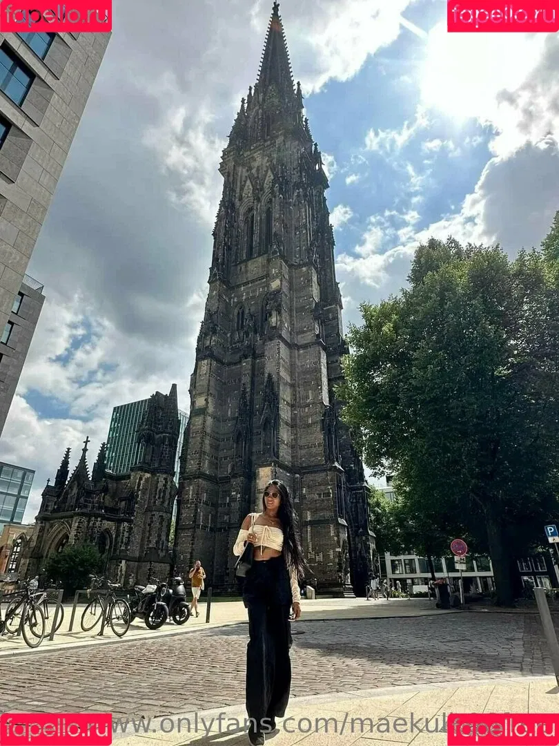 Mae Kulit Onlyfans Photo Gallery 