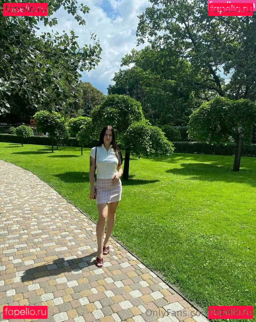 EmiliAAA Onlyfans Photo Gallery 