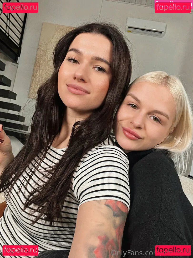 EmiliAAA Onlyfans Photo Gallery 