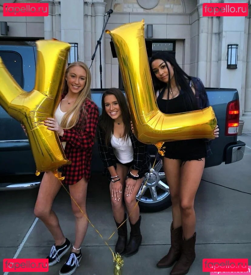 Kinley Freeman Onlyfans Photo Gallery 