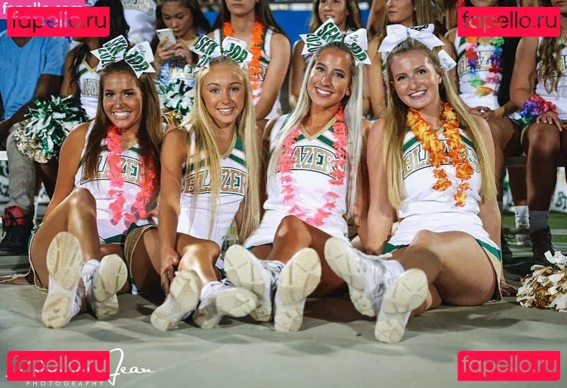 Kinley Freeman Onlyfans Photo Gallery 