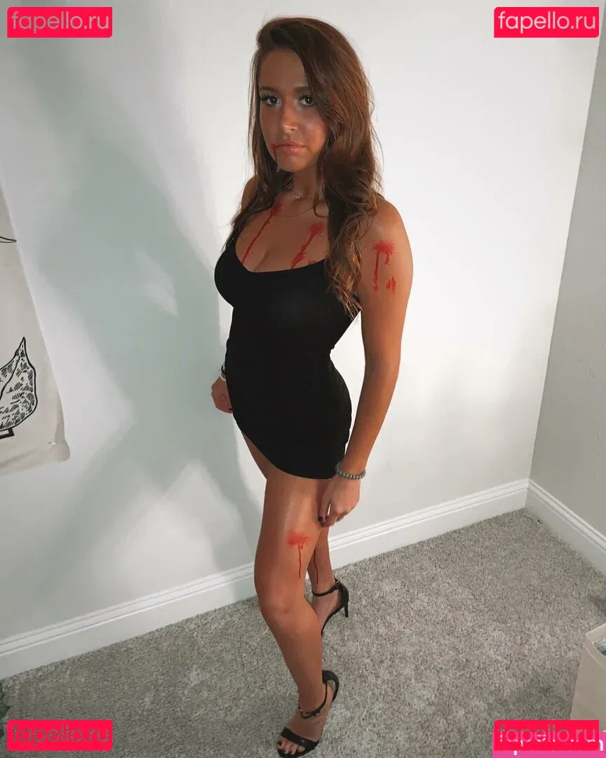 Kinley Freeman Onlyfans Photo Gallery 