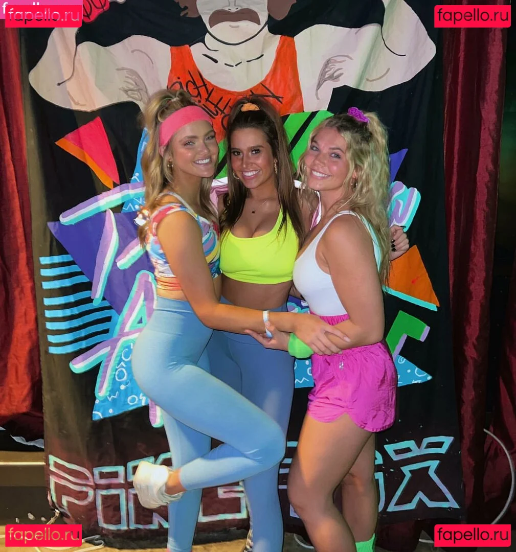 Kinley Freeman Onlyfans Photo Gallery 