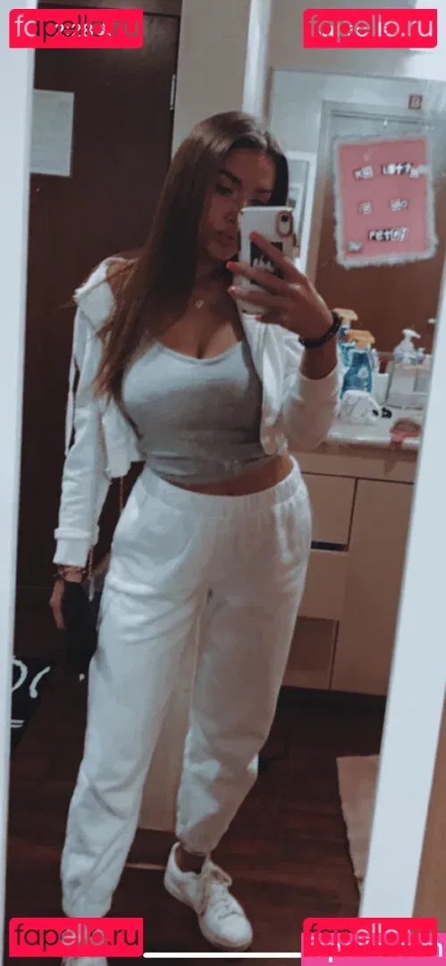 Kinley Freeman Onlyfans Photo Gallery 