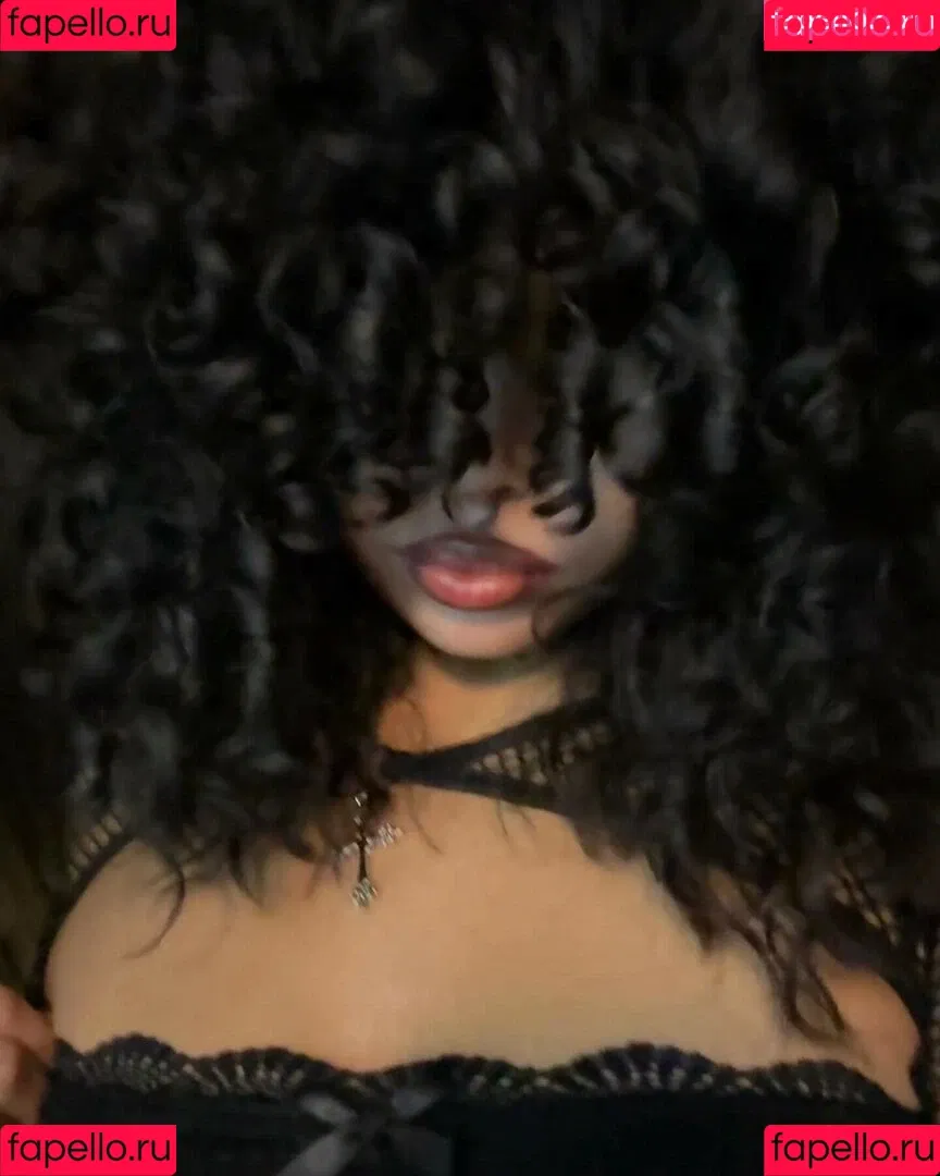 ohthasmat Onlyfans Photo Gallery 