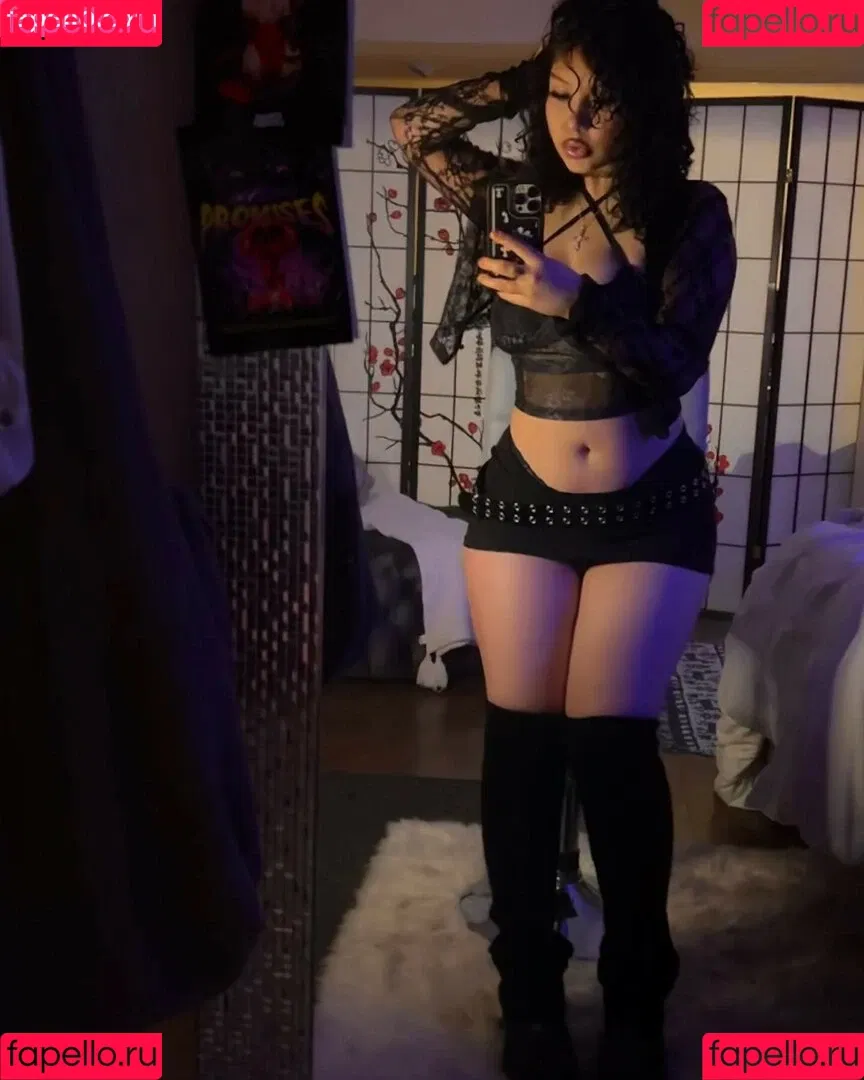 ohthasmat Onlyfans Photo Gallery 