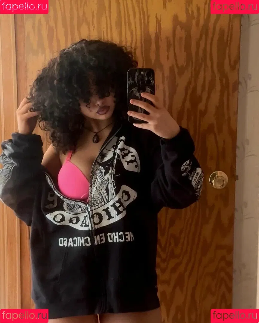 ohthasmat Onlyfans Photo Gallery 