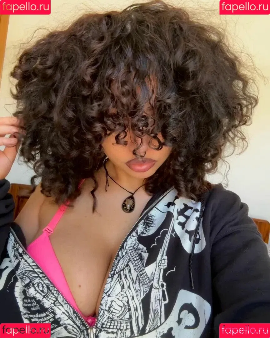 ohthasmat Onlyfans Photo Gallery 
