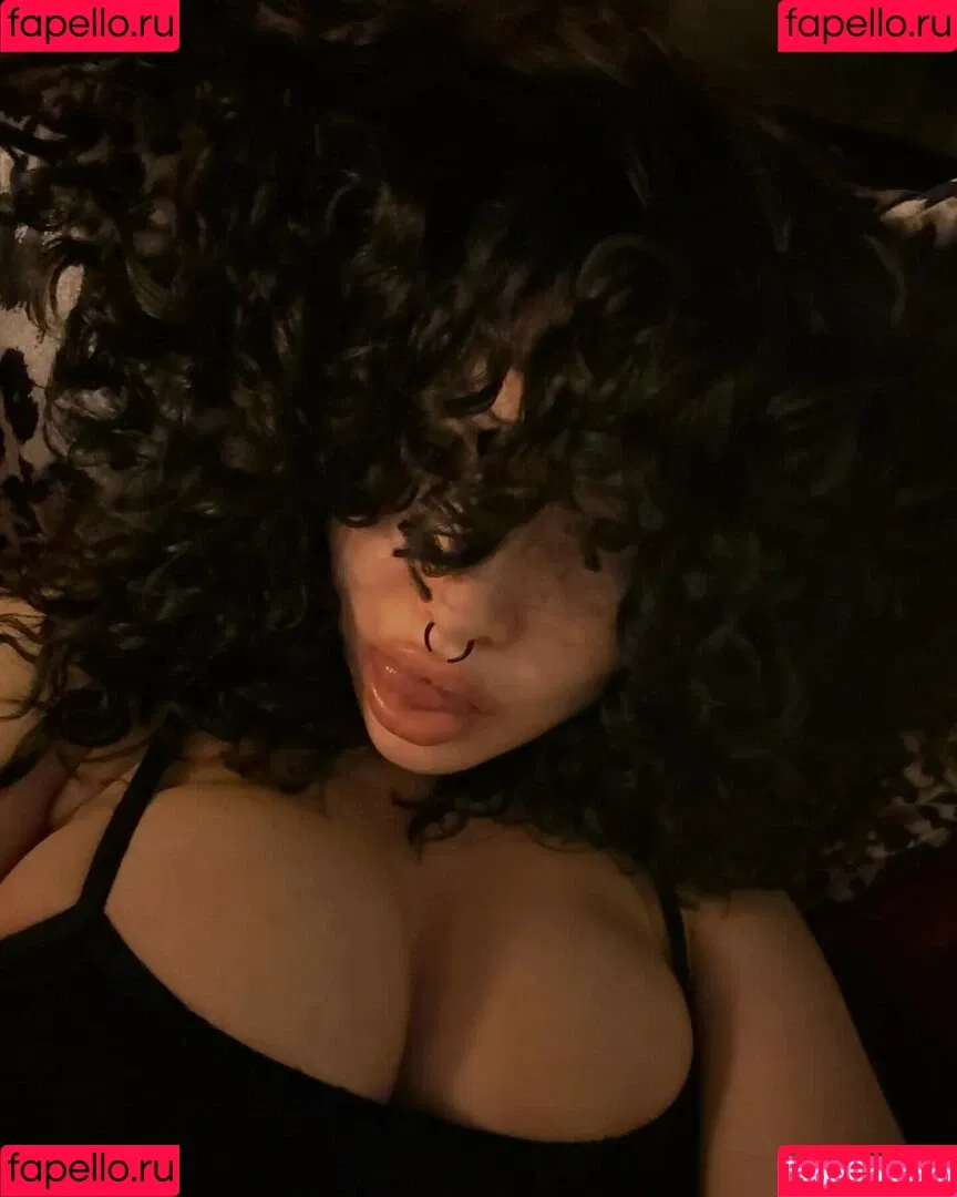 ohthasmat Onlyfans Photo Gallery 
