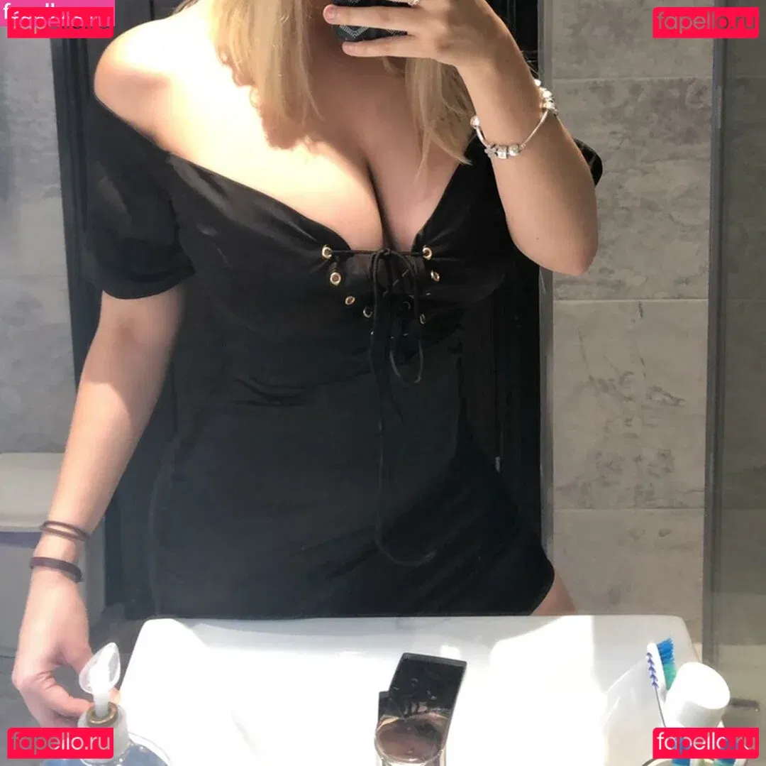 Charlotte Dyson Onlyfans Photo Gallery 